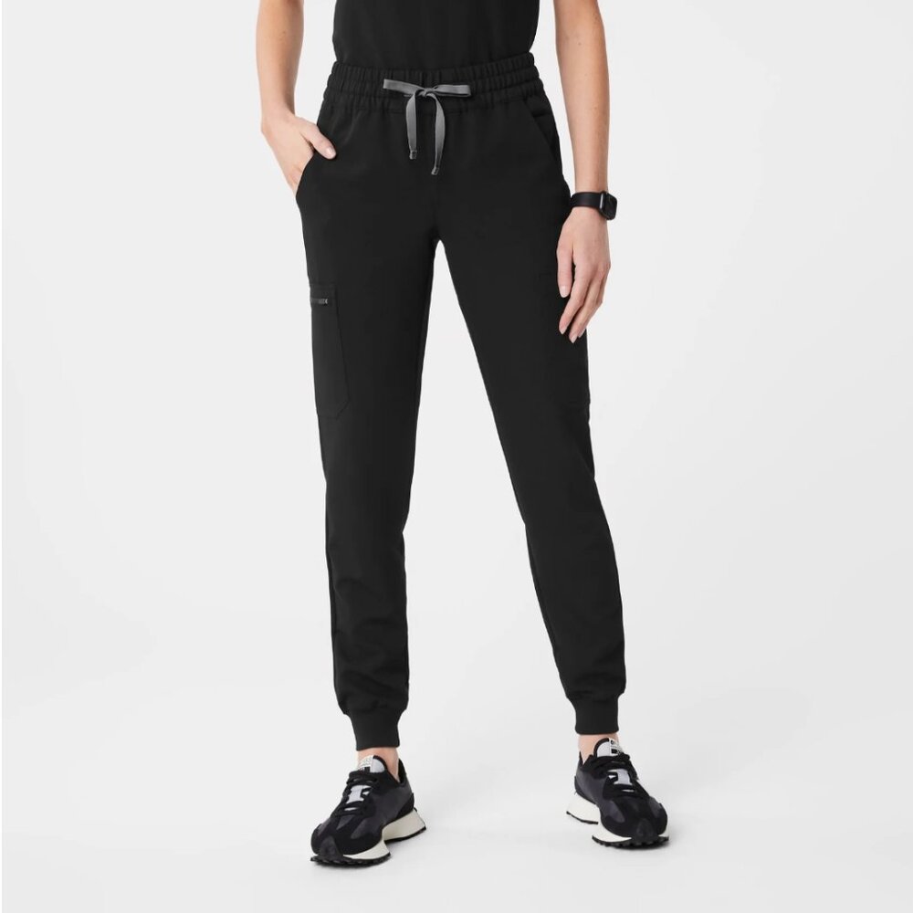 NWOT Uman Relaxed Jogger Scrub Pants